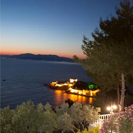 Neopol Szálloda Kusadası