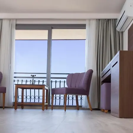 Neopol Hotell 3*