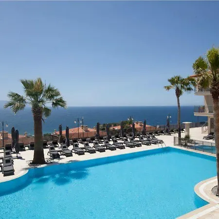 Neopol Hotell 3*